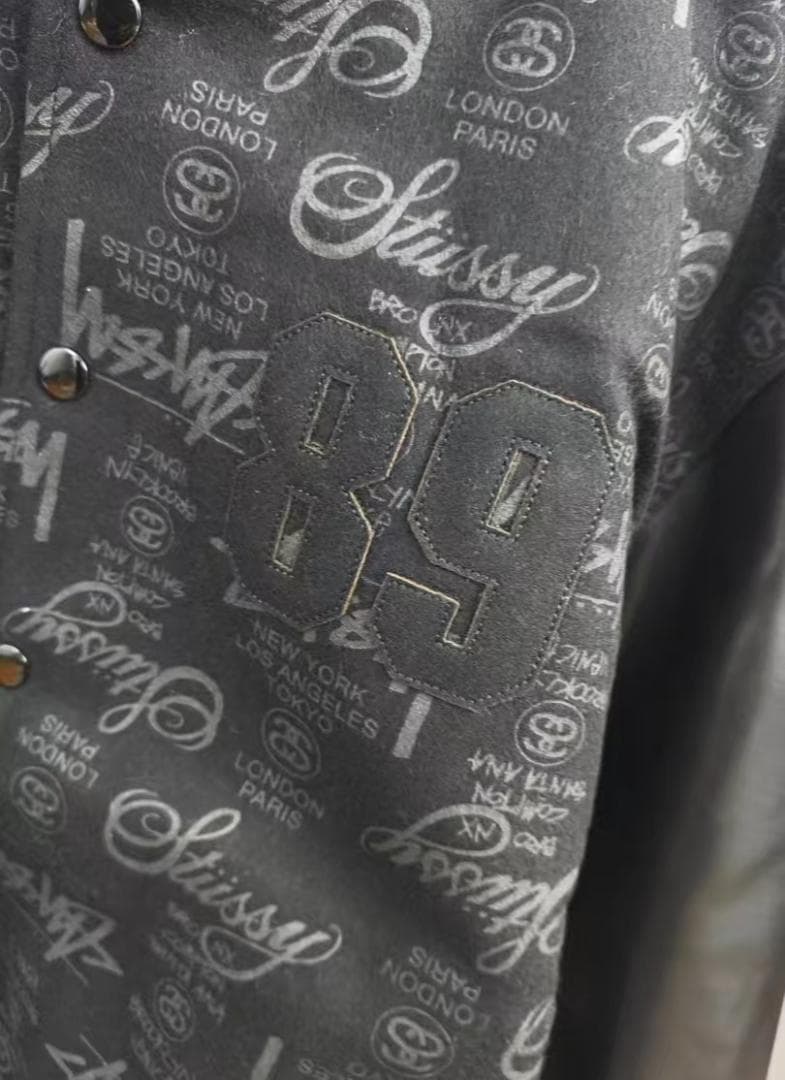 希少Stussy 25thブラック・レザー・スタジャン