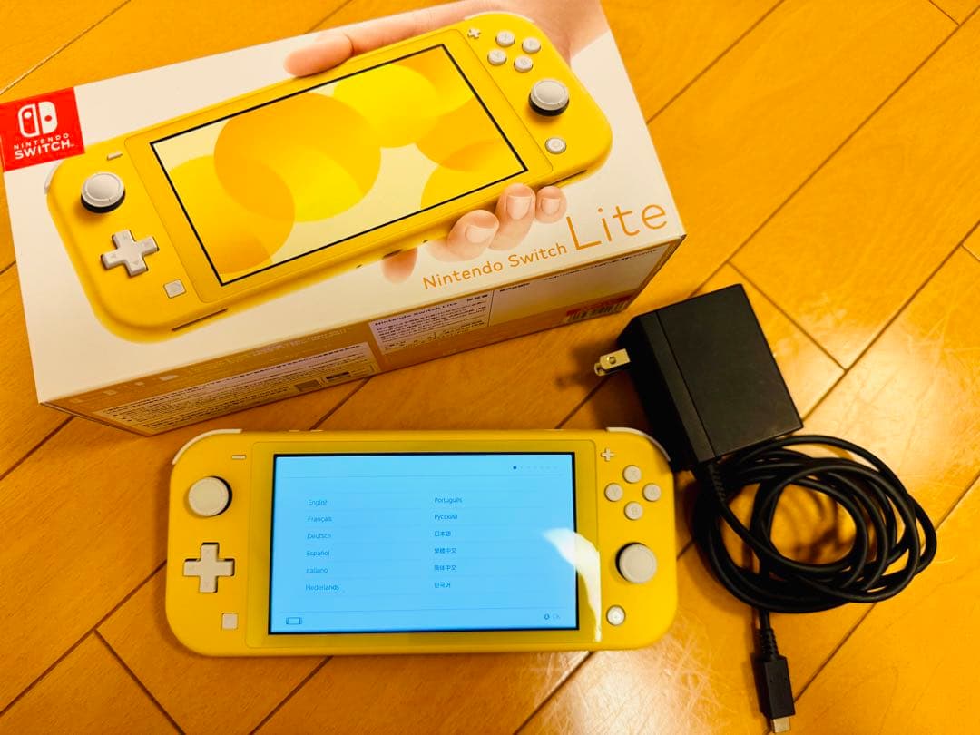 Nintendo Switch Lite イエロー 外箱あり