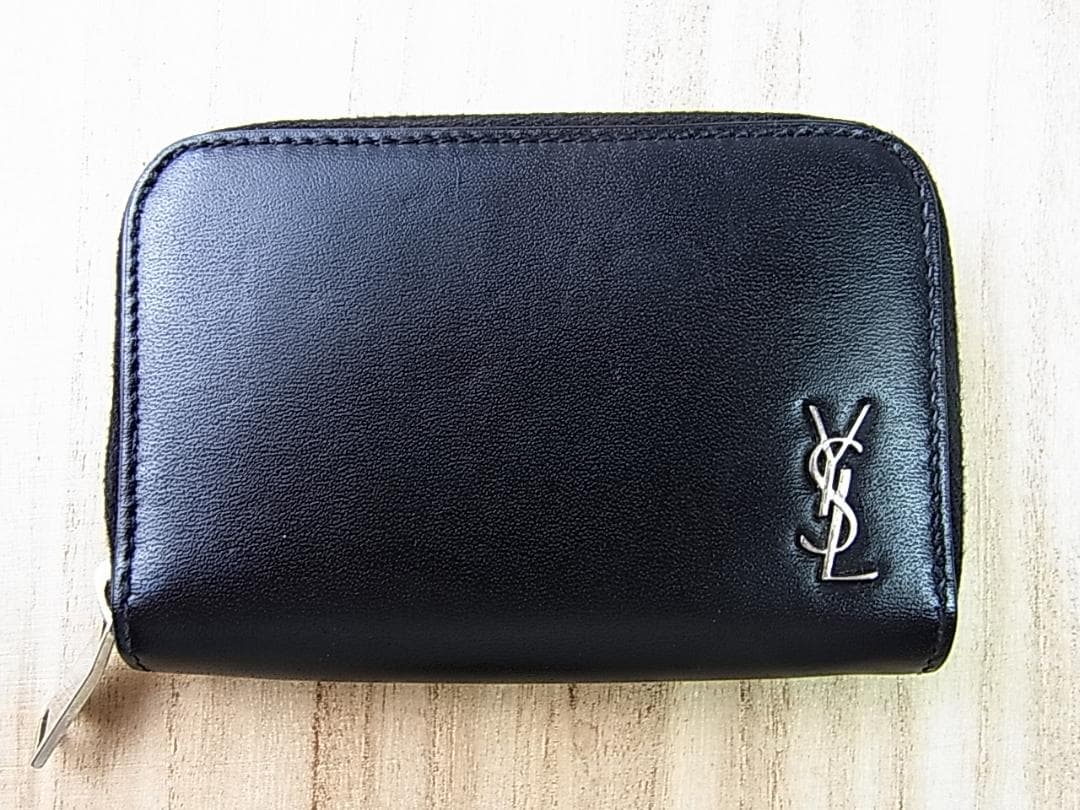 正規品サンローランパリYSL タイニーウォレット ケース カードケースにも
