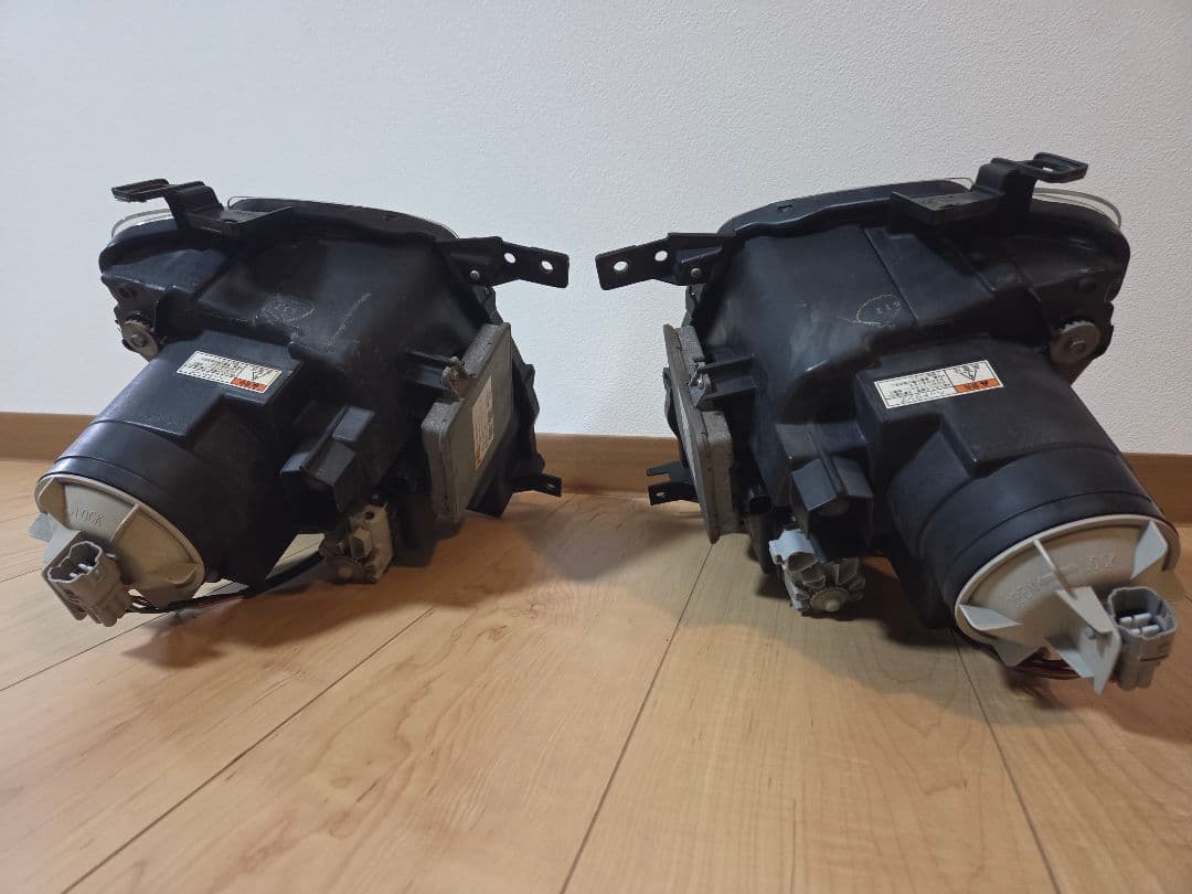 MH21S ワゴンR　RR クリスタル化加工済　ヘッドライト左右