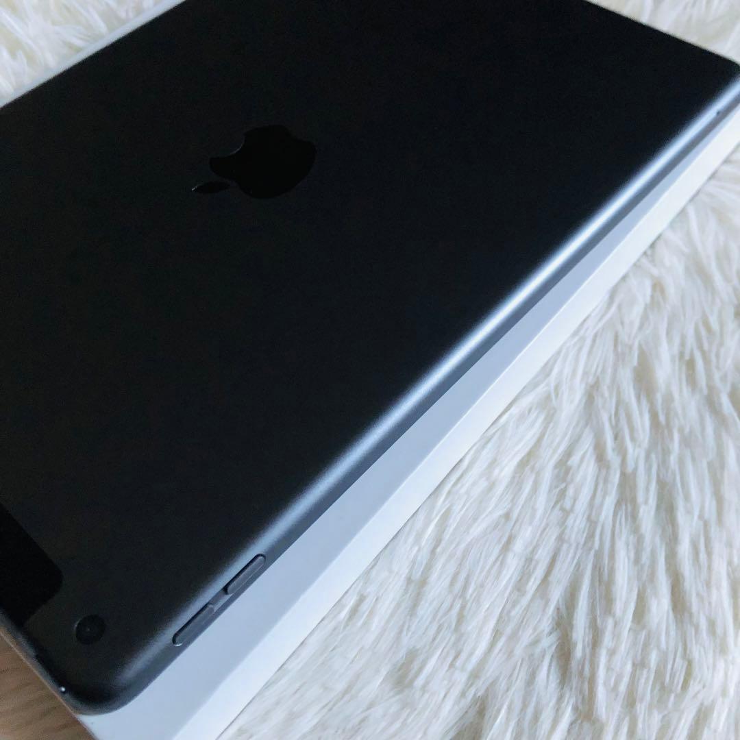 【即購入OK】iPad 第8世代 セルラーモデル【極美品】 #64 【付属品】