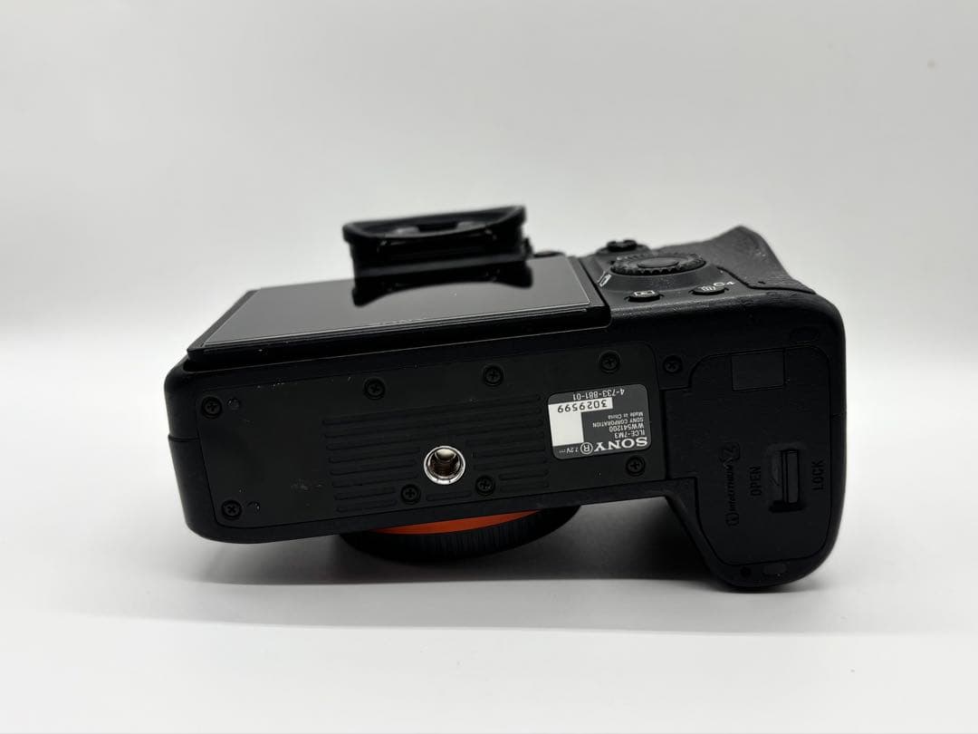 SONY α7Ⅲ ILCE−7M3ミラーレス一眼本体＋バッテリー＋チャージャー