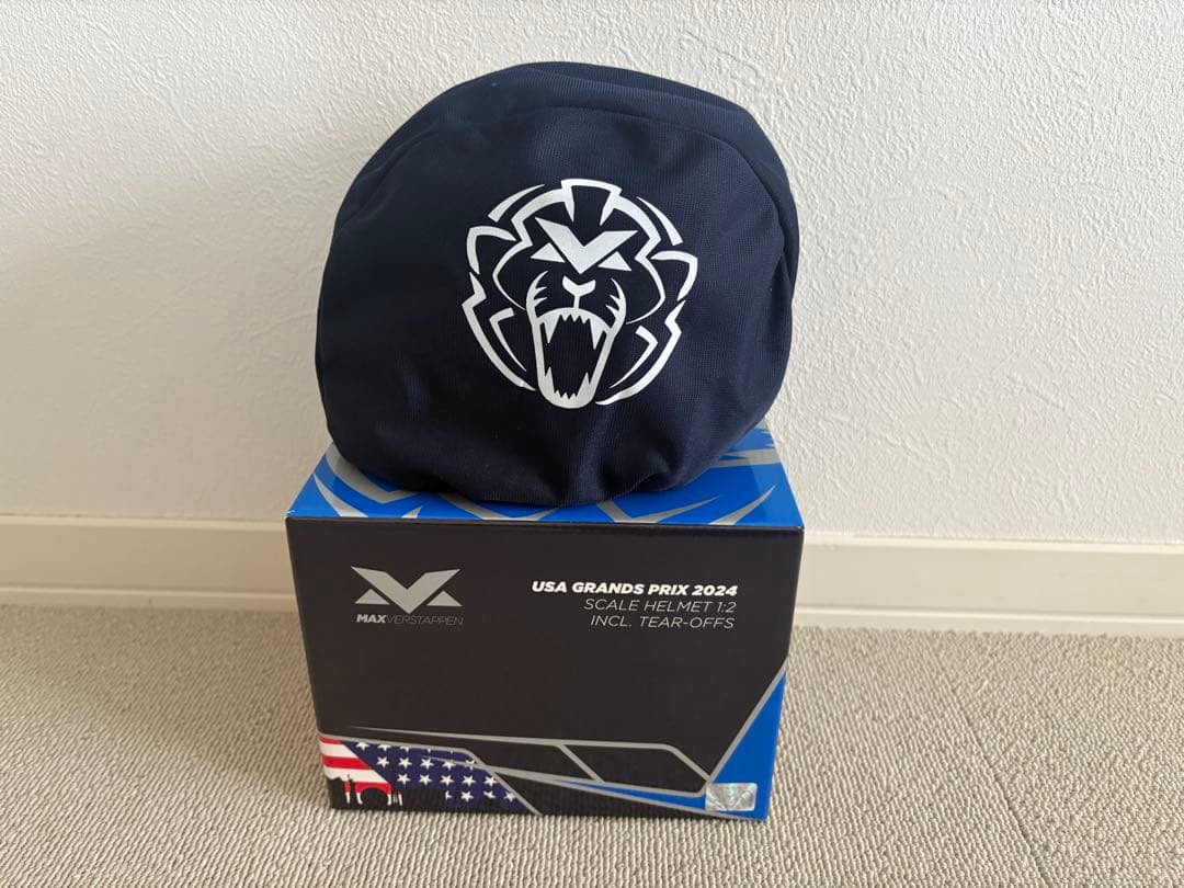 【新品・オマケ付】マックス フェルスタッペン1/2ヘルメット 2024 USA