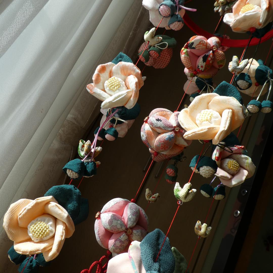 古布　正絹　吊るし椿　錦紗縮緬　アンティーク　疋田模様　さげもん　鬼しぼ