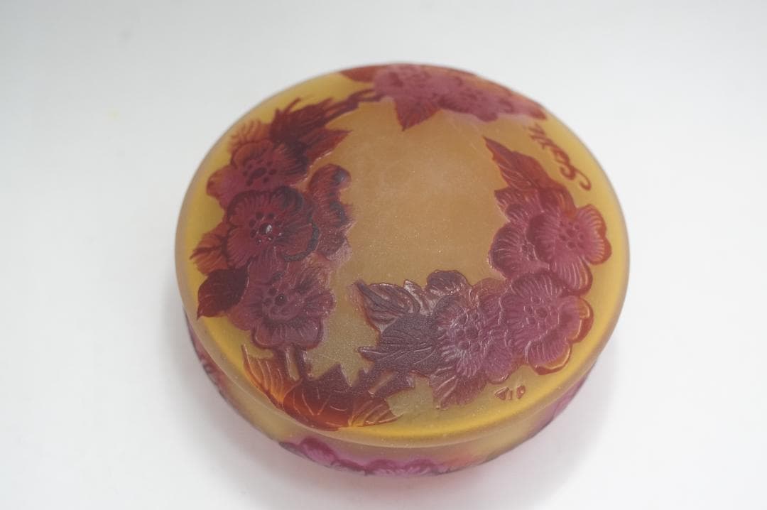 エミールガレ　ボンボニエール 蓋つき　カメオ彫り　被せガラス　高さ8cm