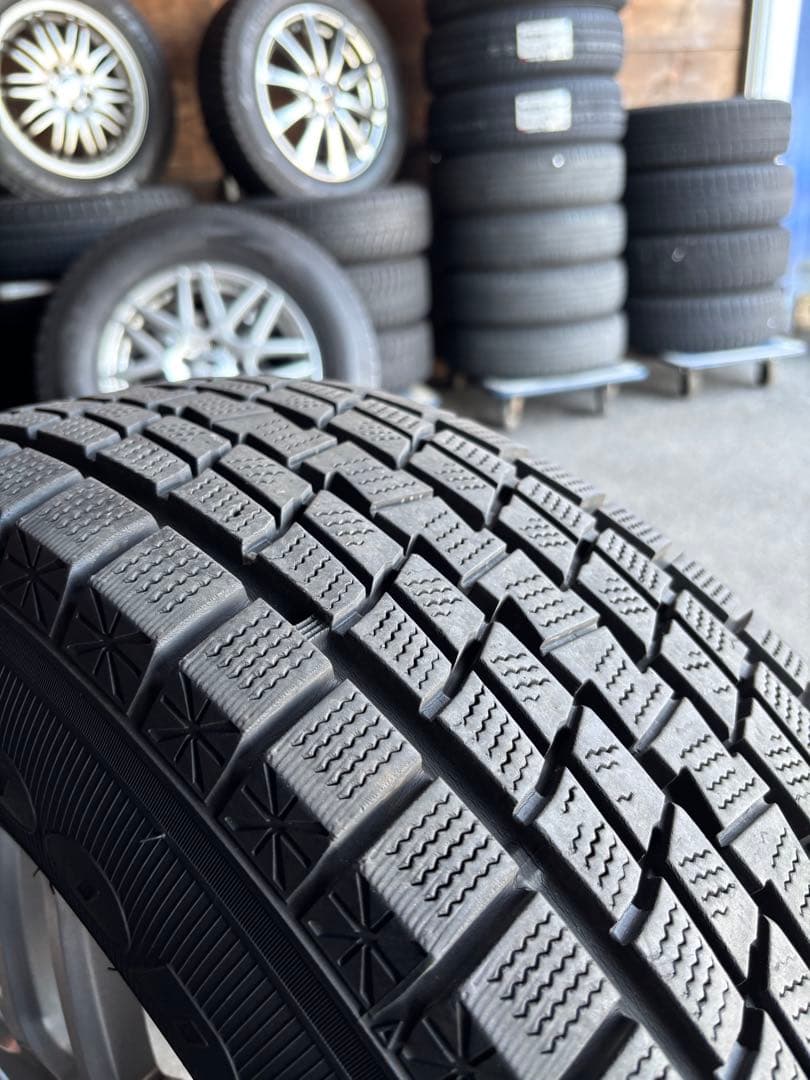 ◇送料込み◇ 225/70R16 中古スタッドレス新品ホイール4本