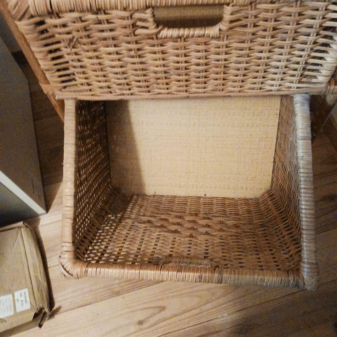 ラタン　　藤家具　　ランドリー　　　　 　　収納　　ワゴン　キャスター付き