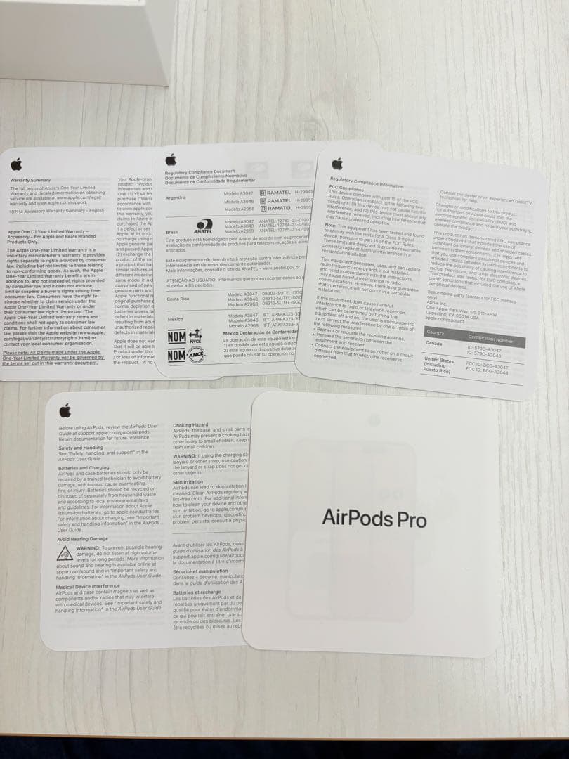 AirPods Pro第2世代 AppleCare+保証付き　ESRケース付き