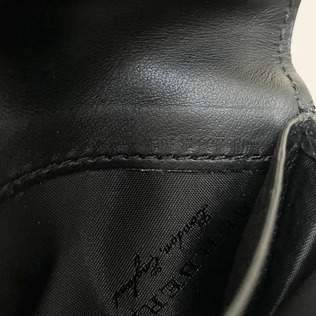 BURBERRY バーバリー カードケース 名刺入れ 型押し ロゴ ほぼ新品