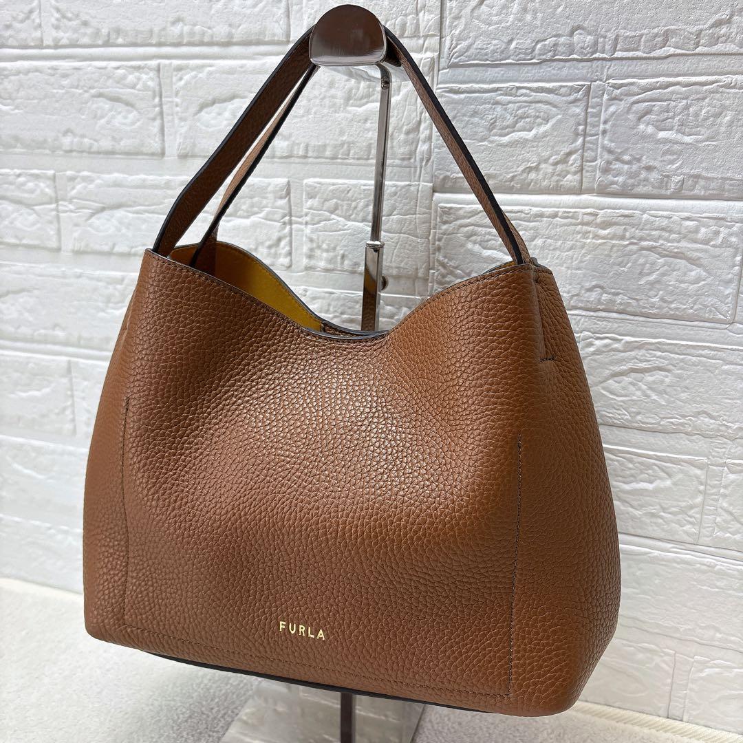 【極美品✨】フルラ プリムラ ホーボー ハンドバッグ 現行アーチロゴ Sサイズ