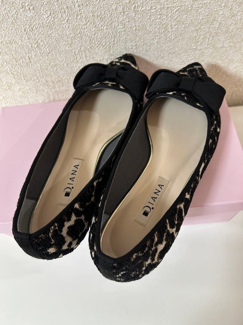 ♡美品　Diana リボン付きフラットシューズ