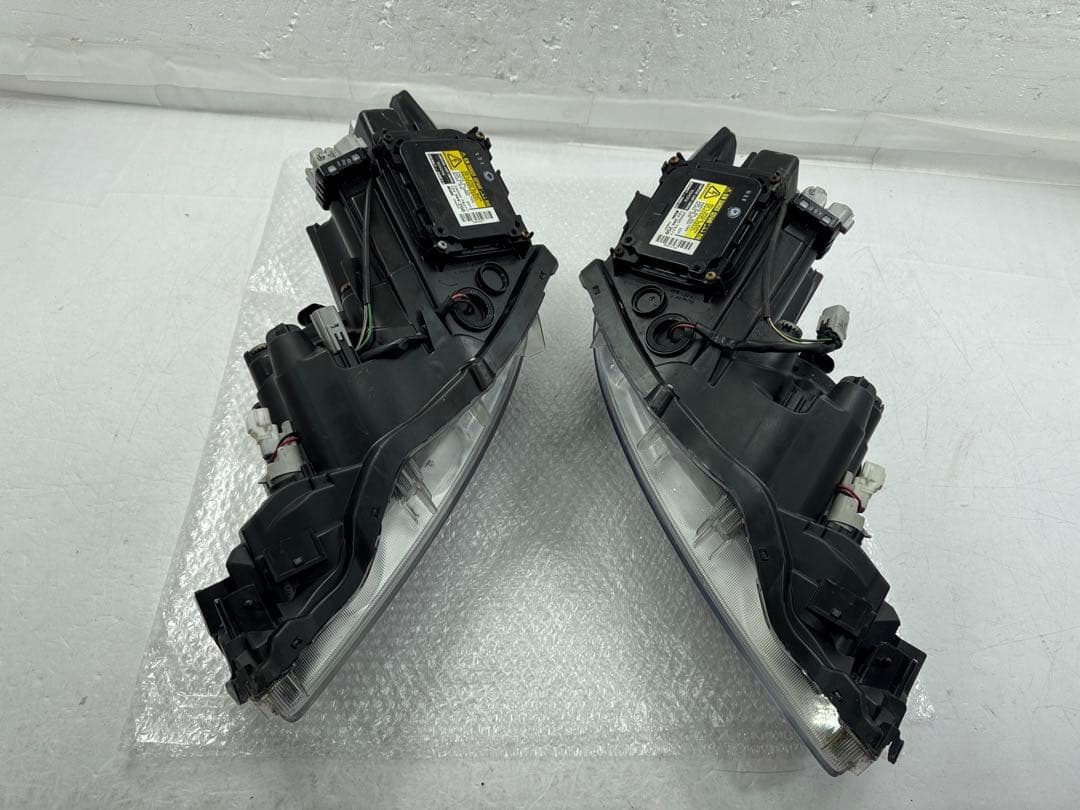 トヨタ エスティマ 50系 後期 中期 純正 ヘッドライト 左右28-217