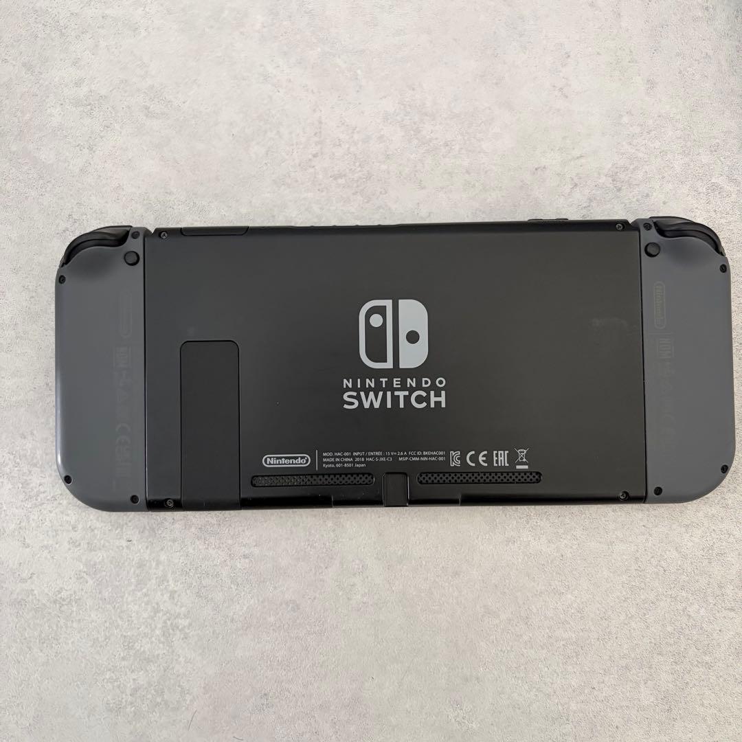Nintendo Switch 本体 Joy-Con4個とケース付き