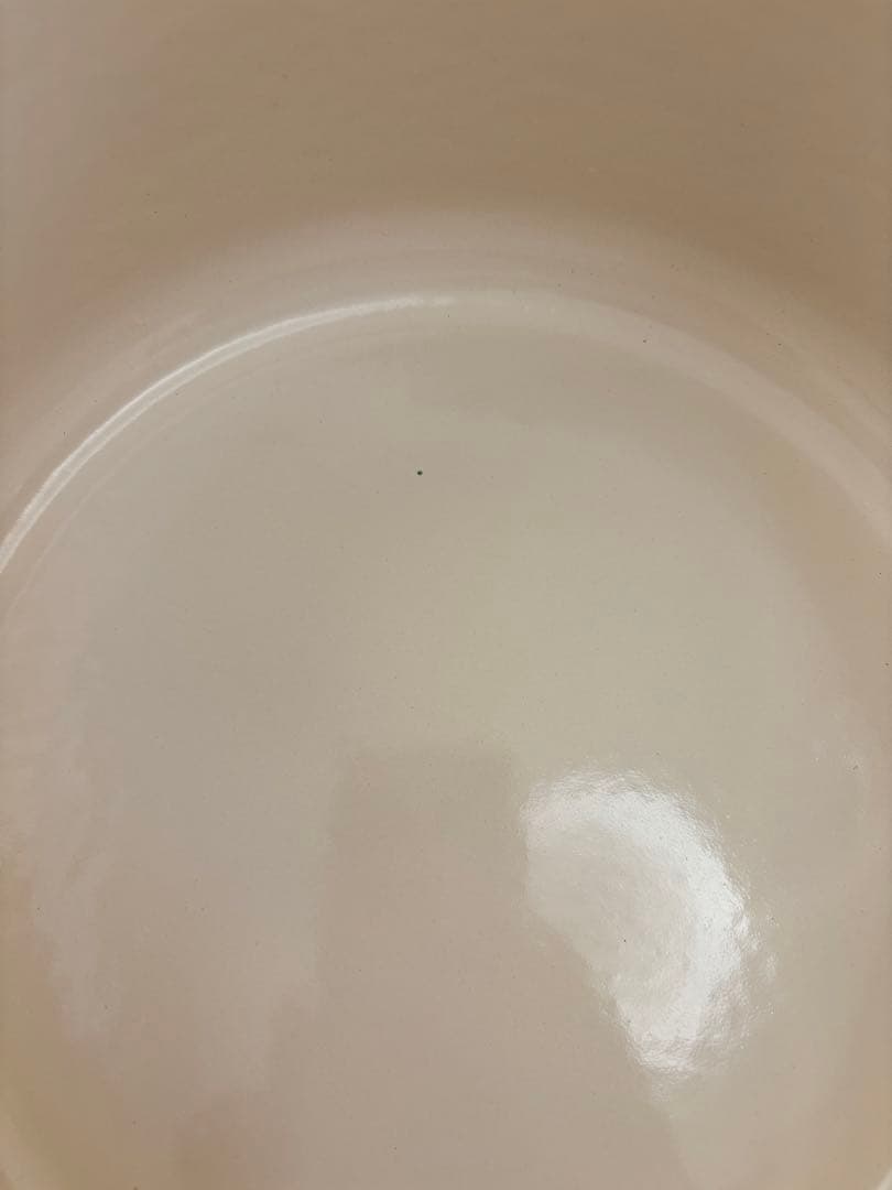 LE CREUSETル・クルーゼ☆ココットロンド☆ノエルレリーフスターツマミ