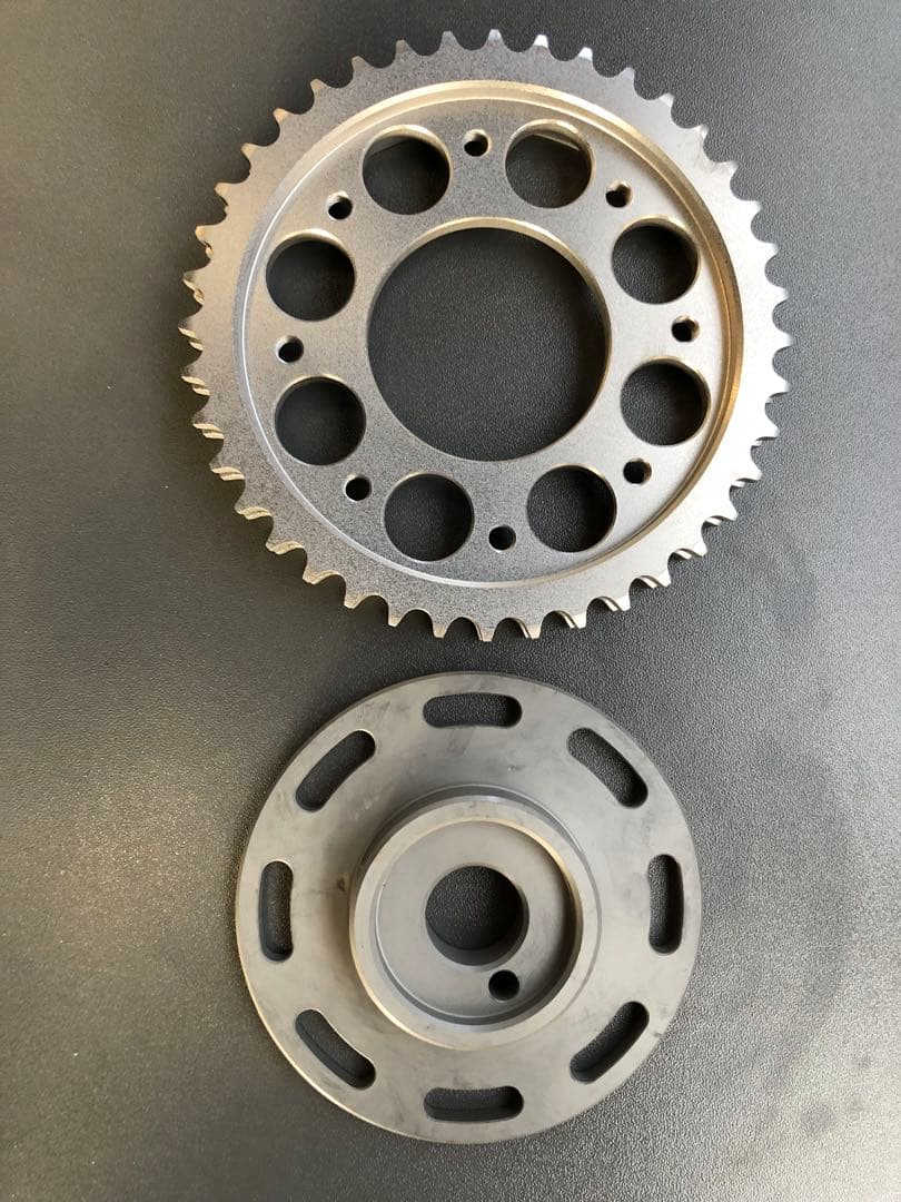 【新品】日産L6/L4 カムシャフト用カムスプロケット　調整式　L型エンジン