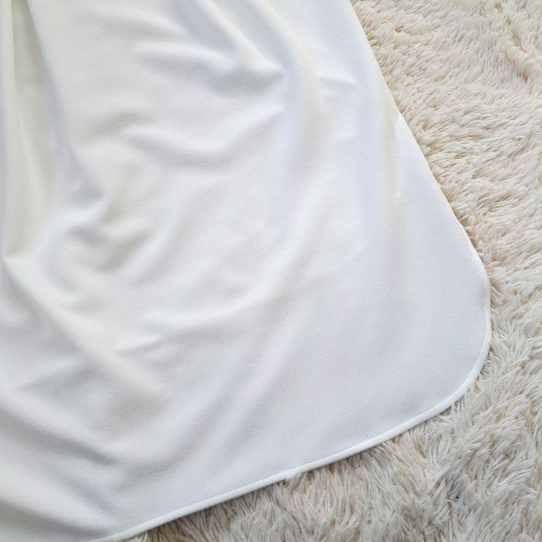 美品 ビアズリー Tブラウス カットソー 洗える バックタック 白 ゆったり