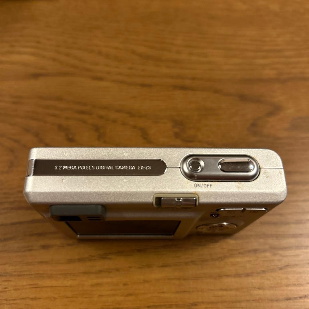 CASIO EXILIM EX-Z3 シルバー コンパクトデジタルカメラ