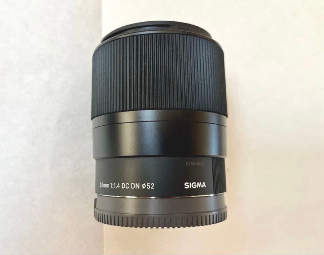 美品SIGMA 30mm F1.4 DC DN 52mm