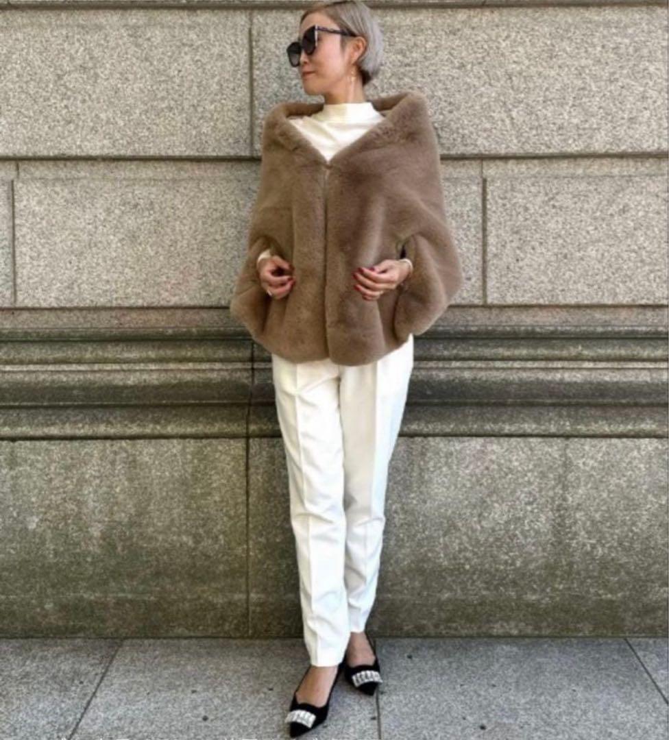 今期JENNE リッチボリュームファーケープ ベージュ