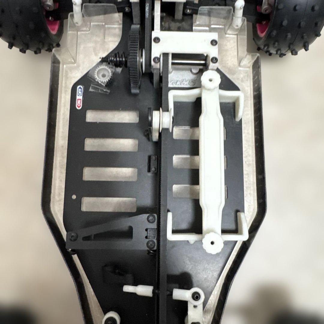 ヨコモ スーパードッグファイター YZ-870Cシャーシとオプションタイヤ2種