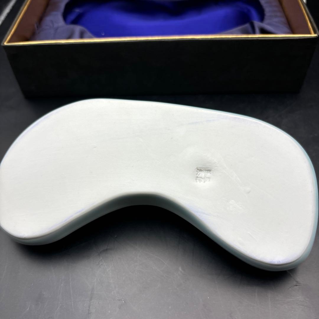 平戸洸祥団右ヱ門窯　平戸焼　菊花　平戸菊花飾　文鎮？　置物　ペーパーウェイト