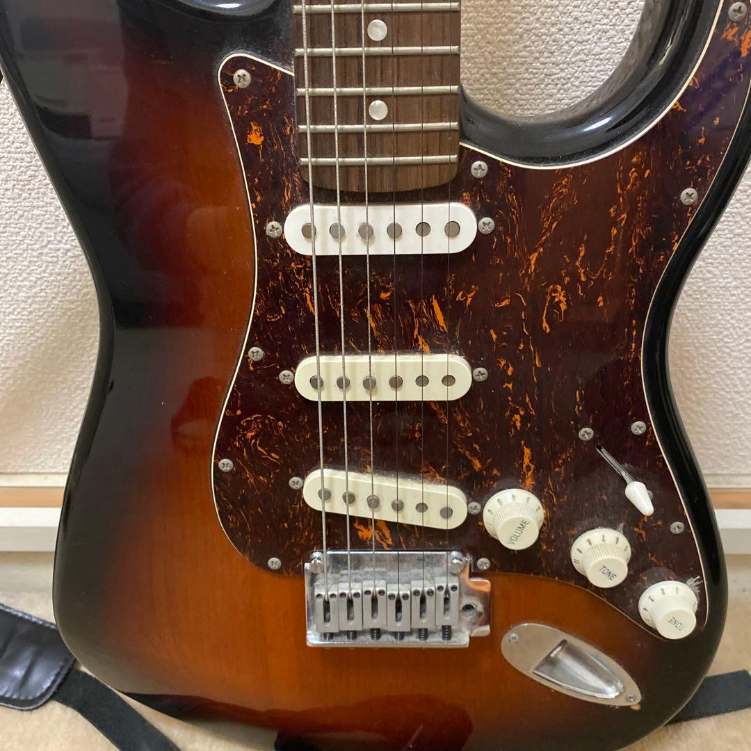 SQUIER エレキギター　STRATOCASTER