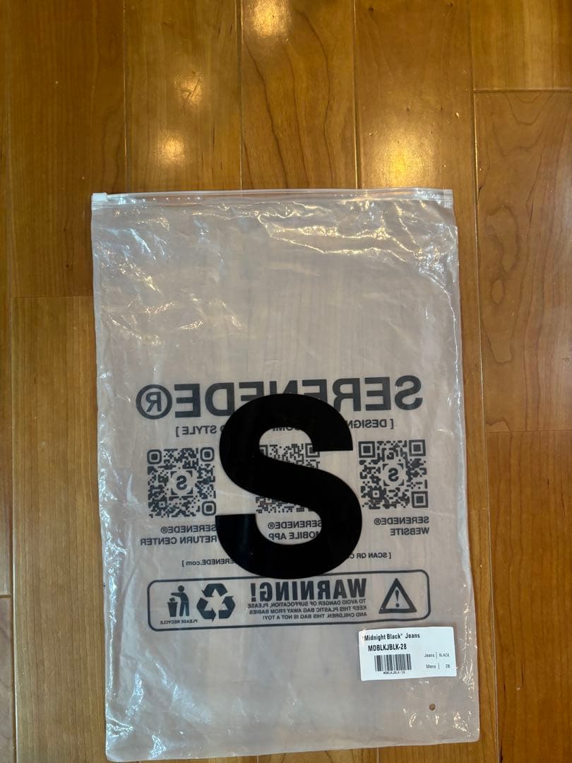 Serenadeフィットデニム ブラック 28インチ