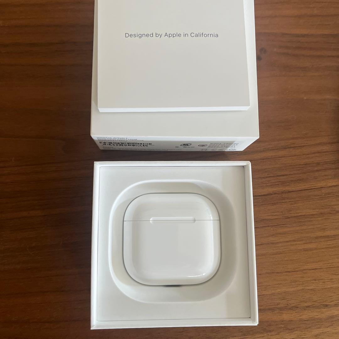 Apple AirPods 4(ホワイト) あずきんとき　売り切れ