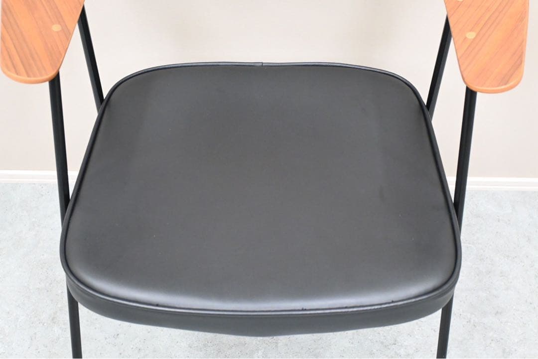 【極美品】 Case Furniture | 675チェア アクタス取扱い