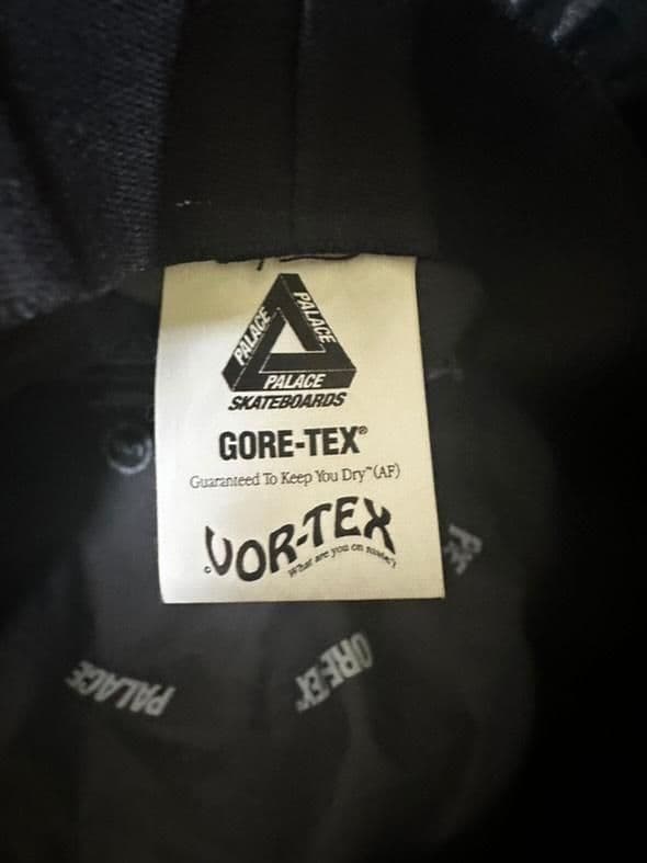 PALACE GORE-TEX バケットハット ブラック