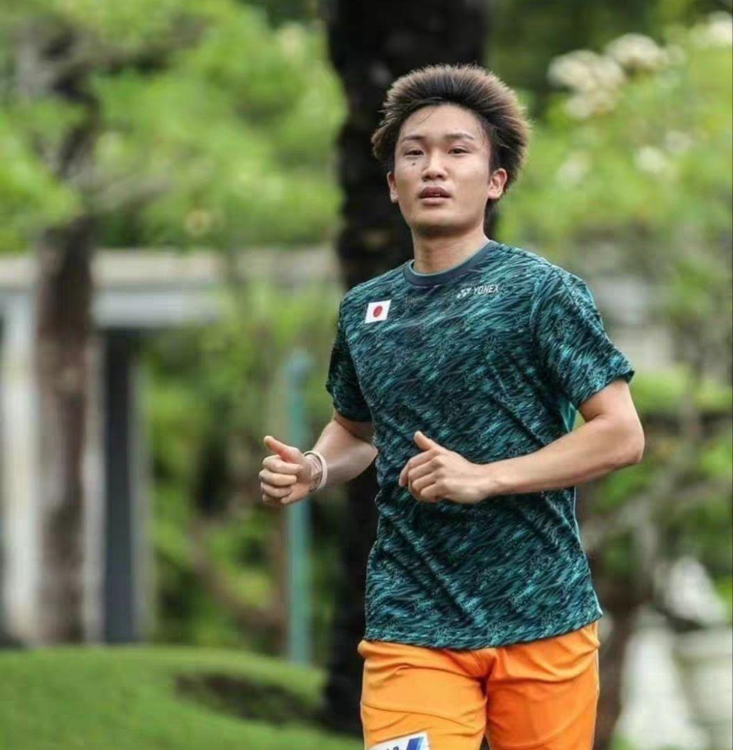 【L】YONEX 日本代表 練習用シャツ ブラック ゲームシャツ バドミントン