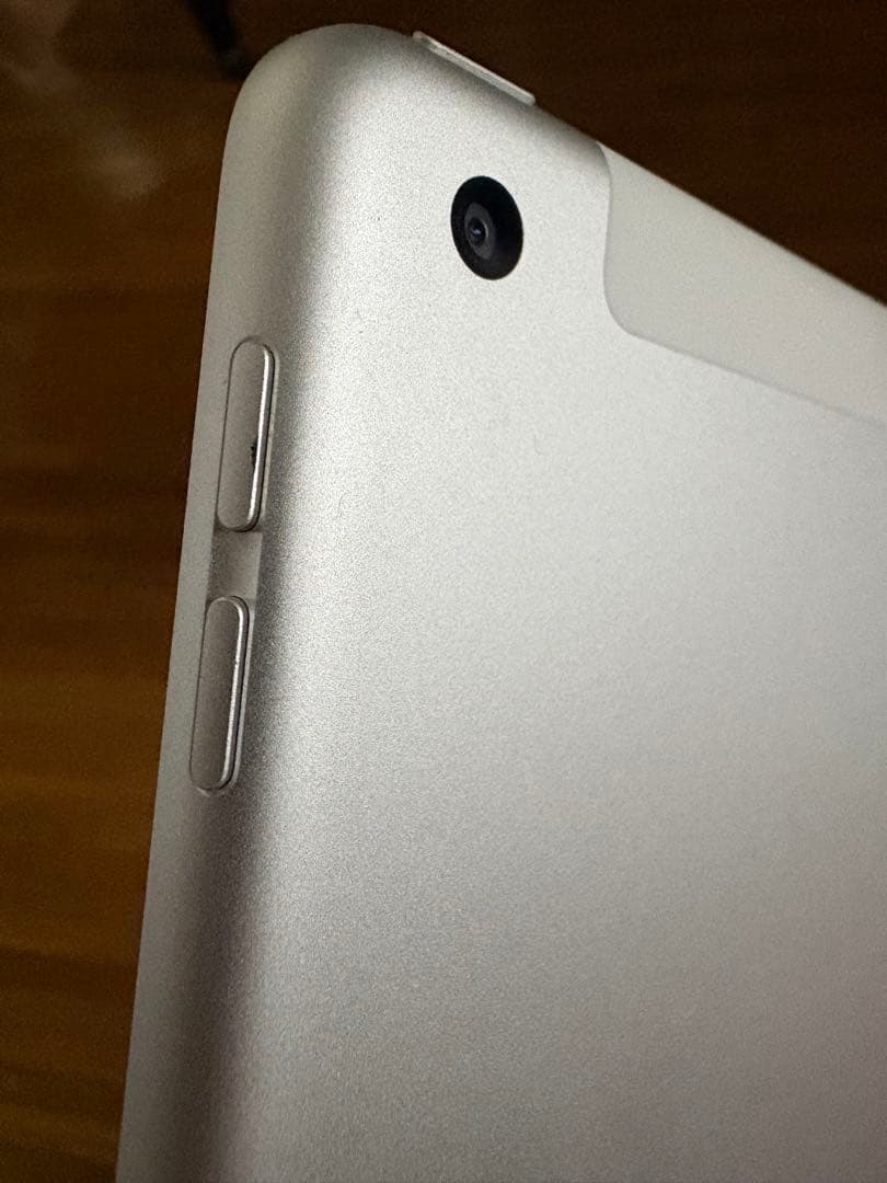 Apple iPad (第7世代) 128GB バッテリー最大容量96%