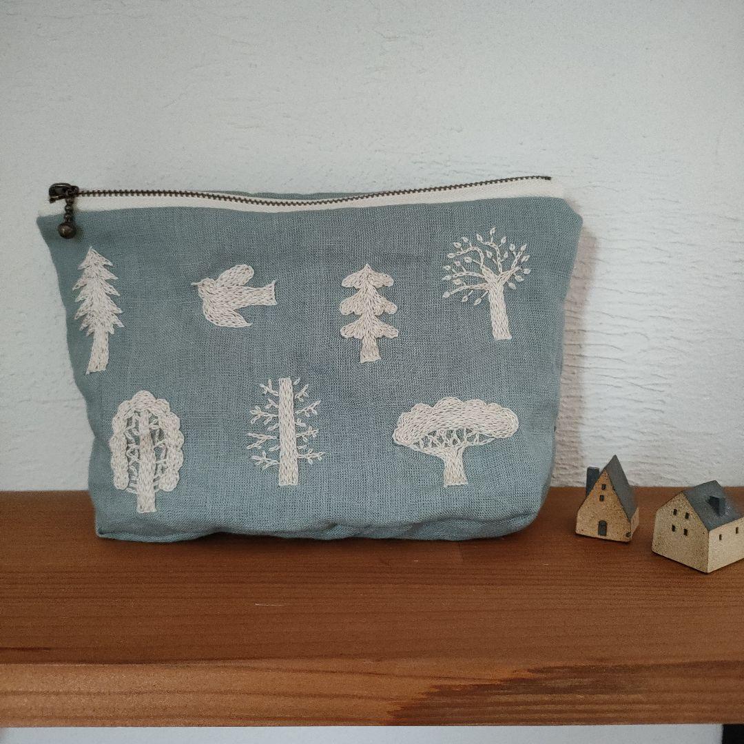 【リネン刺繍　ちゃちゃ子ページ】マルチクロス　ボートポーチ