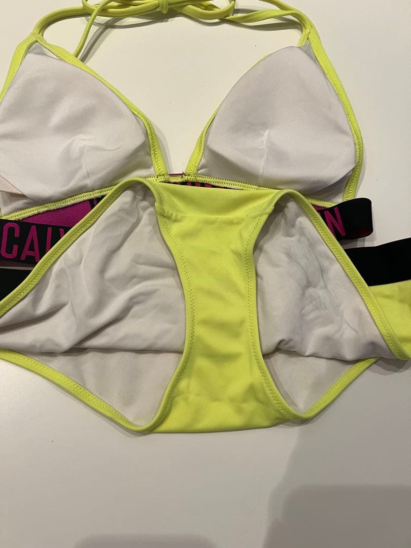 【レア】カルバンクライン ビキニ　水着