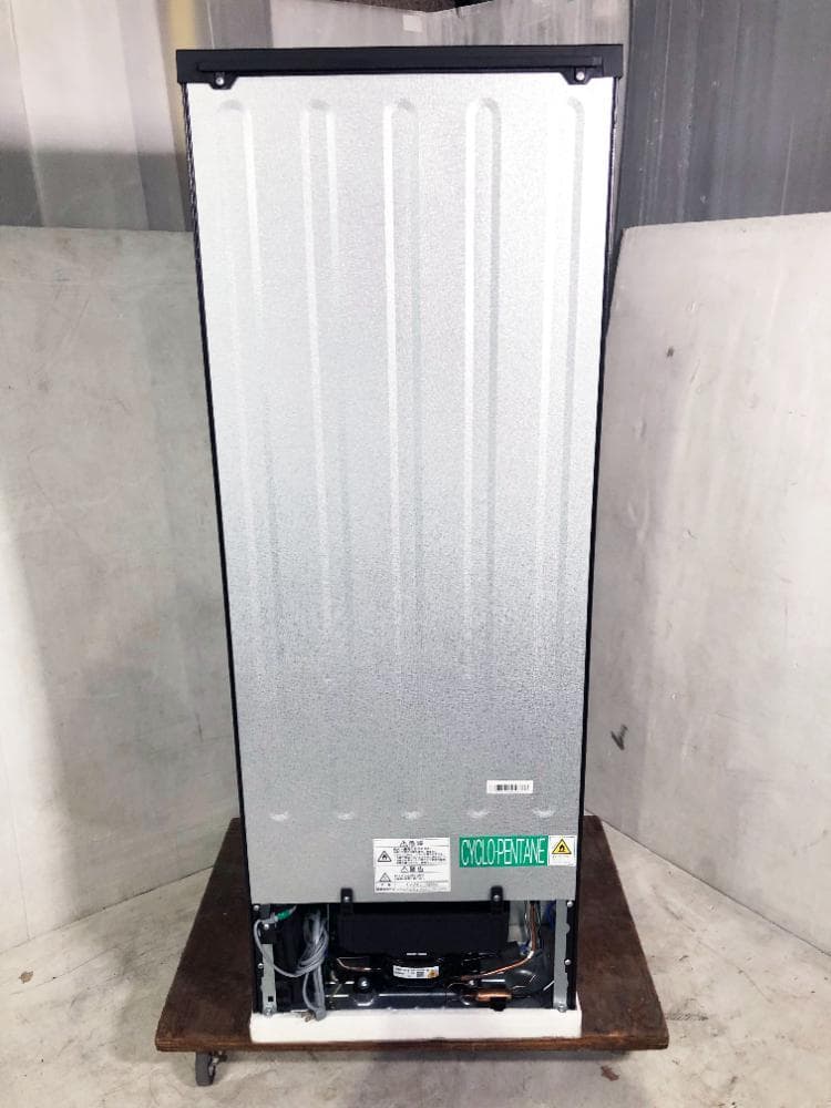 本州外玄関前　2024年製パナソニック 180L NR-B18C1-K　EQ1I