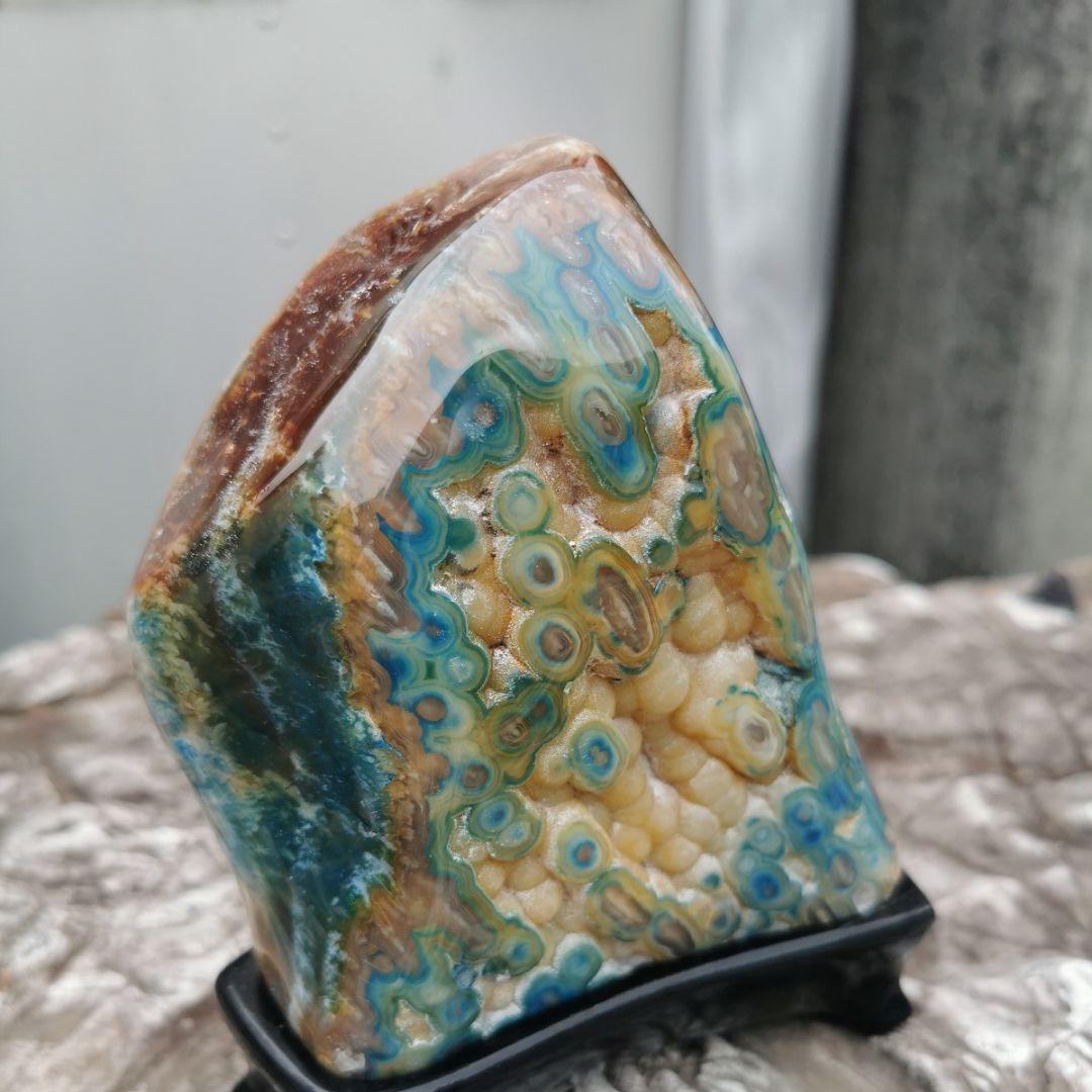 ブラジル産　アゲート　1.8キロ　瑪瑙　鑑賞石　石　置物　オブジェ　インテリア