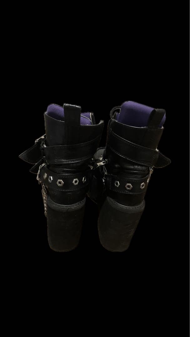 YŌSUKE 厚底ブラックブーツ