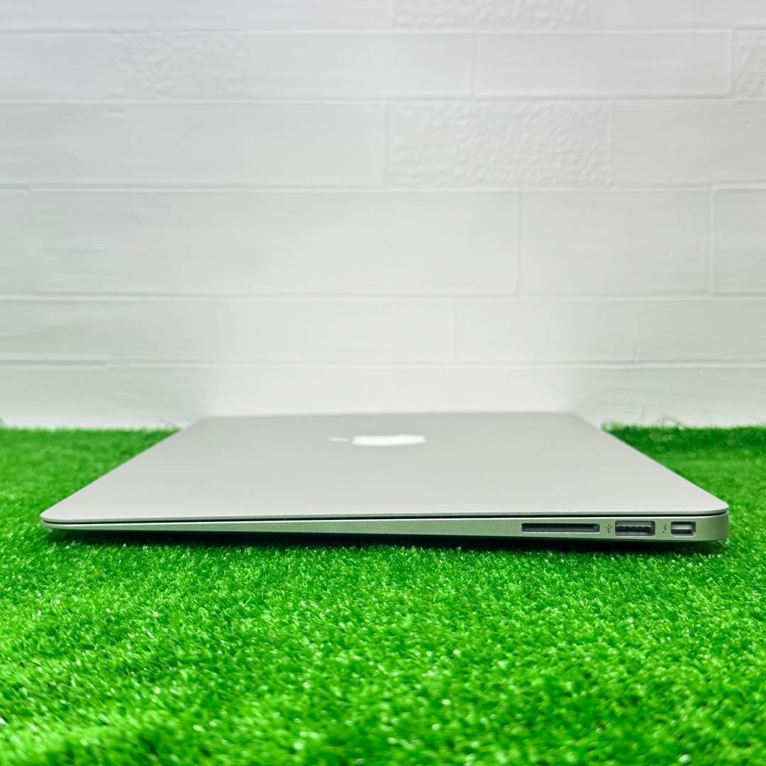 Apple MacBook Air i5 4GB SSD256GB ノートPC