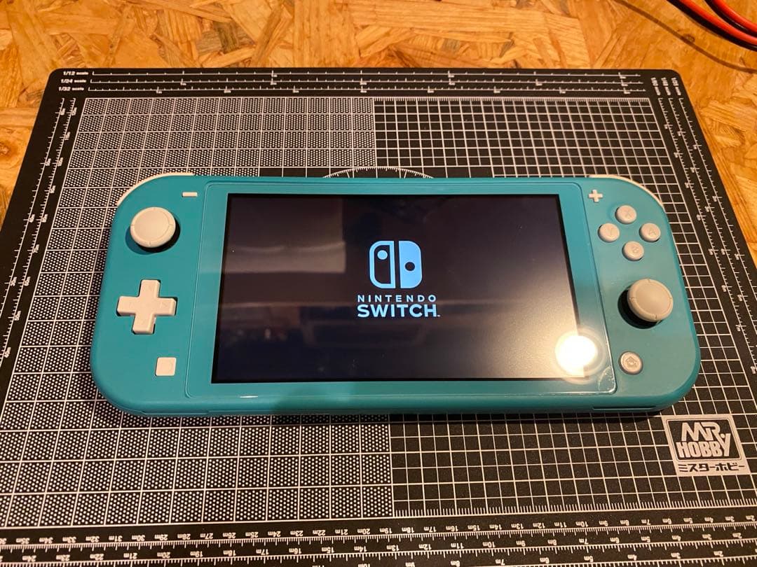 中古　Nintendo Switch Lite 本体　美品　SDカード付き