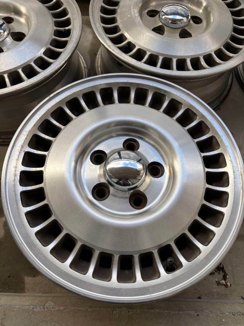 Y31 シーマ　純正ホイール　4本