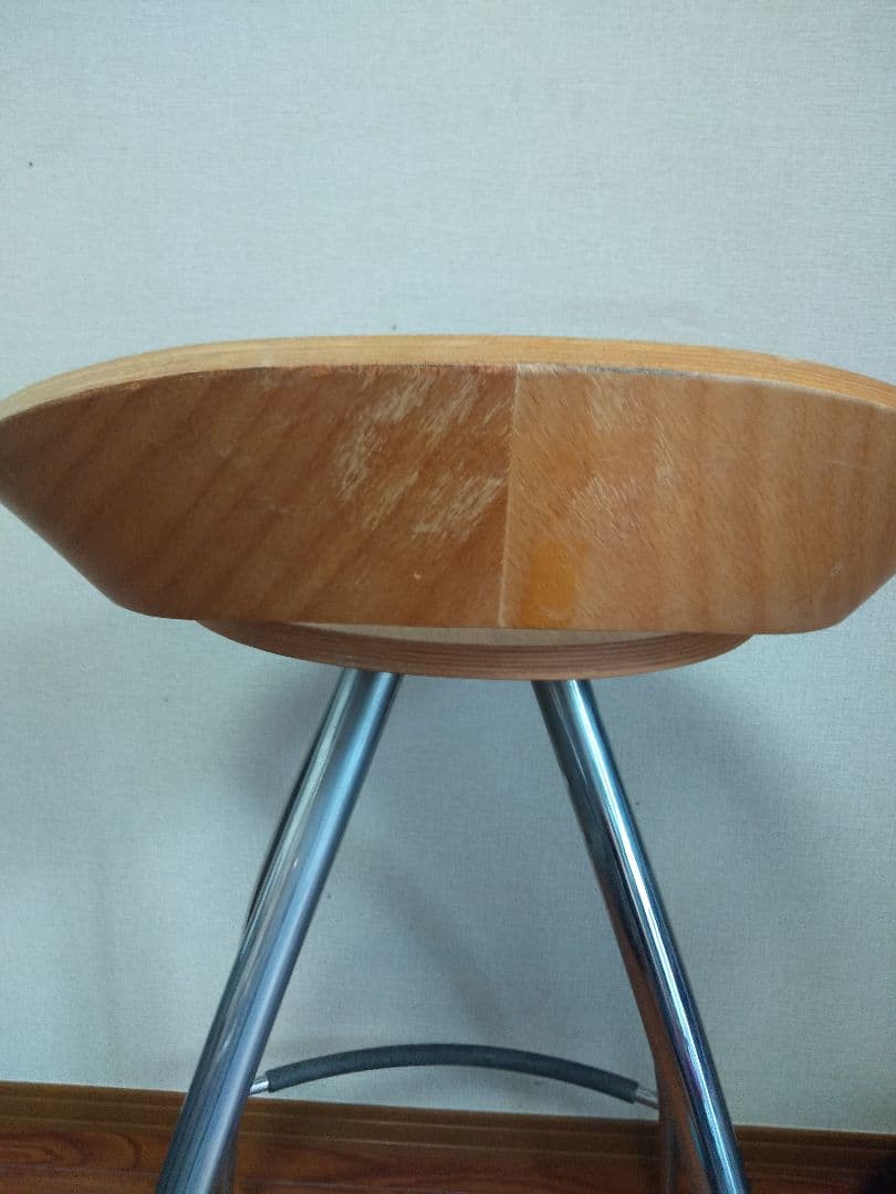 LYRAハイスツール廃盤商品