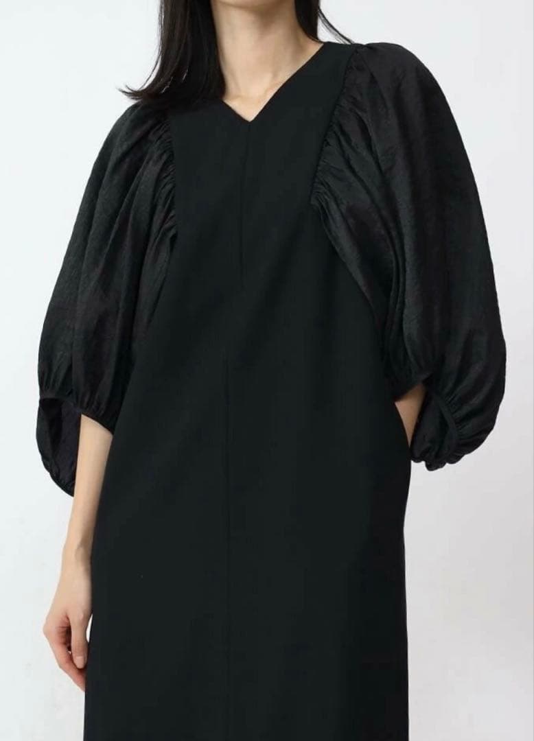 ヤマダヤ　パフスリーブ　ワンピース