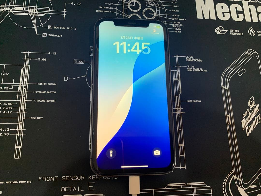 Apple iPhone XR カスタム品 (15Pro風) 128GB