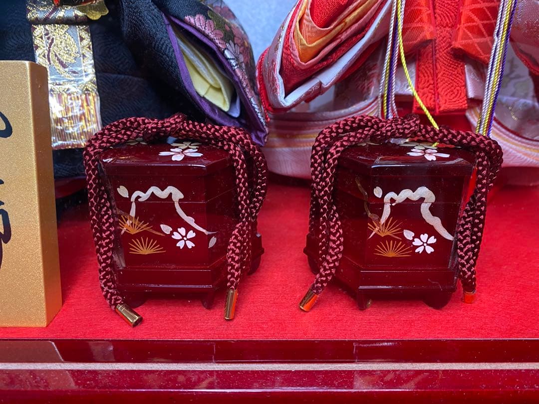 東京久月　雛人形　立親王アクリルケース飾り・間口約４２×奥行約２８×高さ約４３㎝