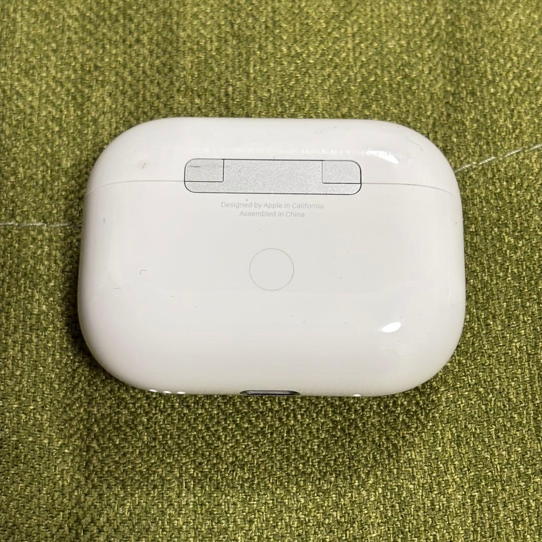 【美品】Airpods Pro 2 第二世代 イヤホン Apple