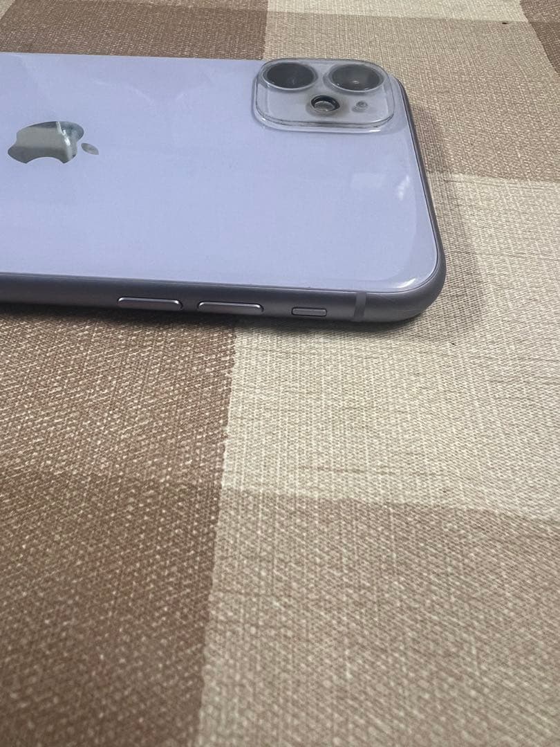 Apple iPhone 11 パープル　64GB docomo