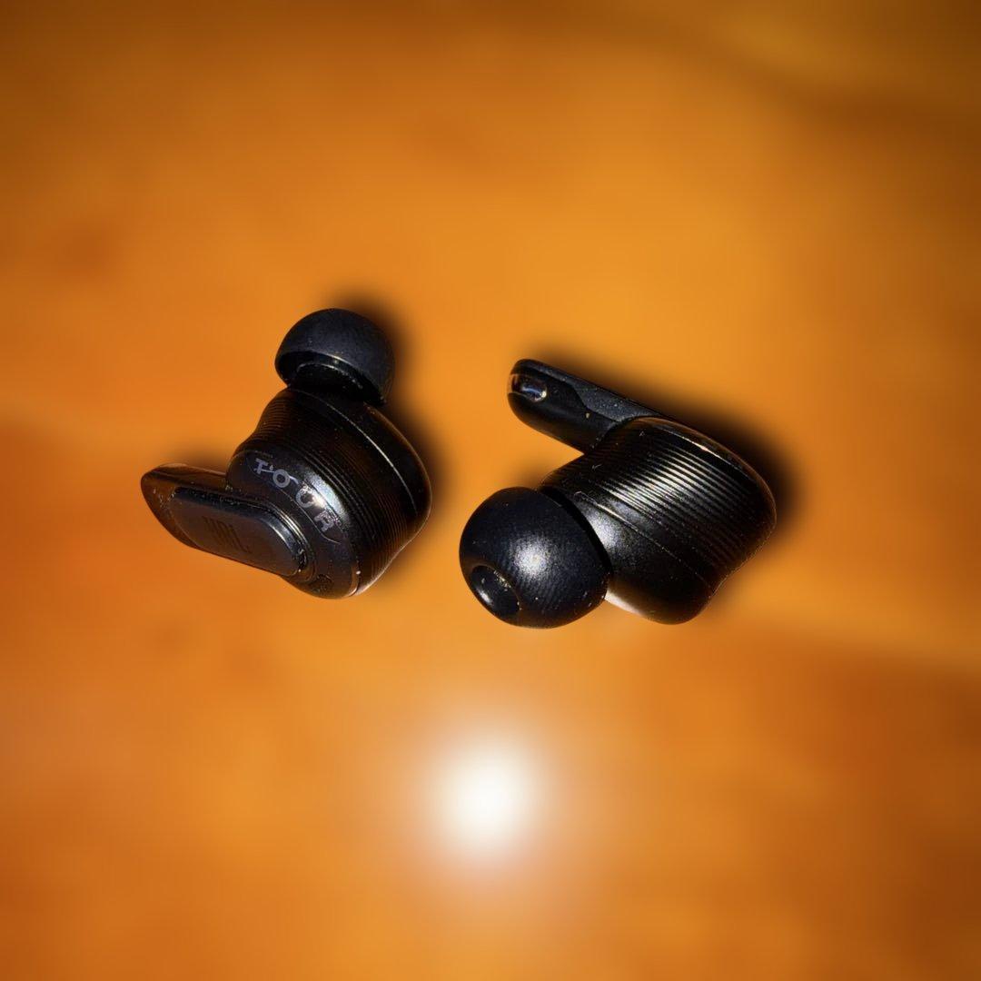 JBL TOUR PRO3 中古