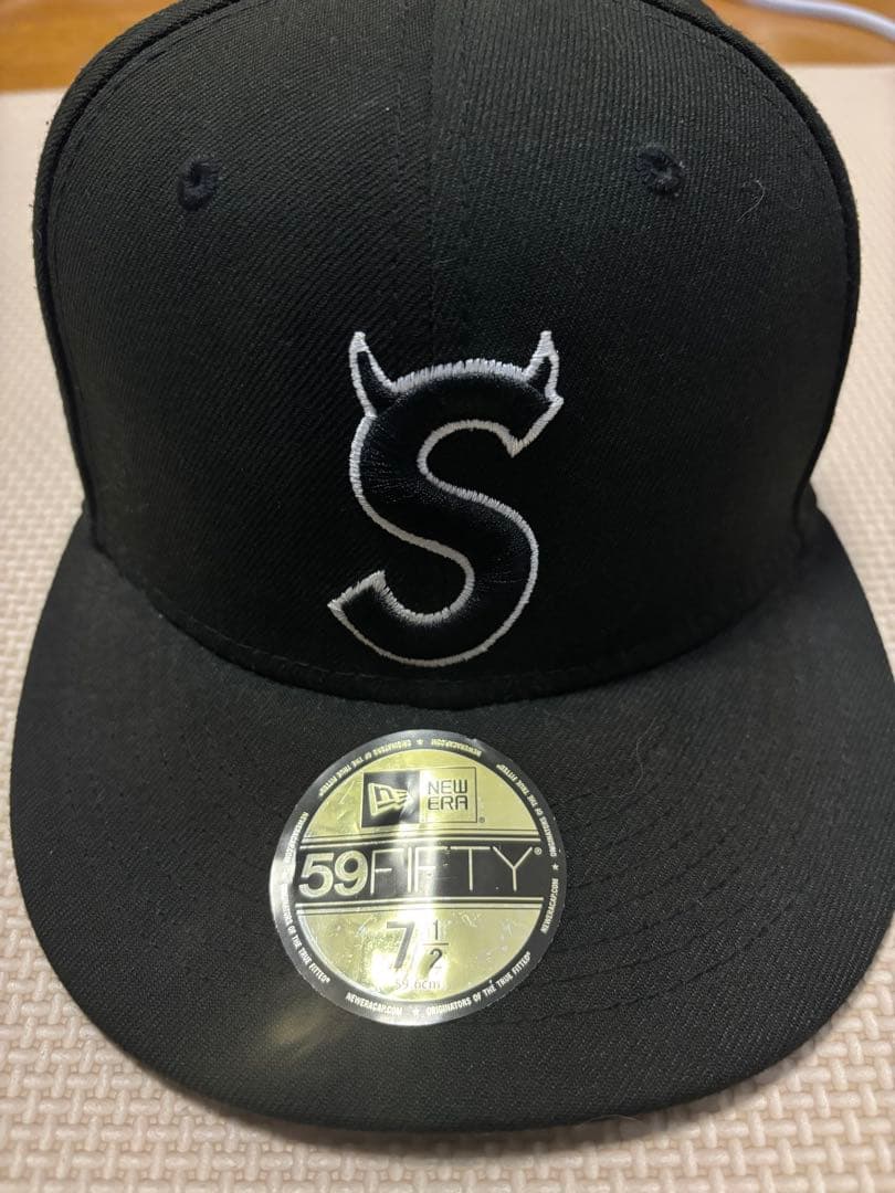 supreme　slogo　sロゴ　NEW ERA　Devil