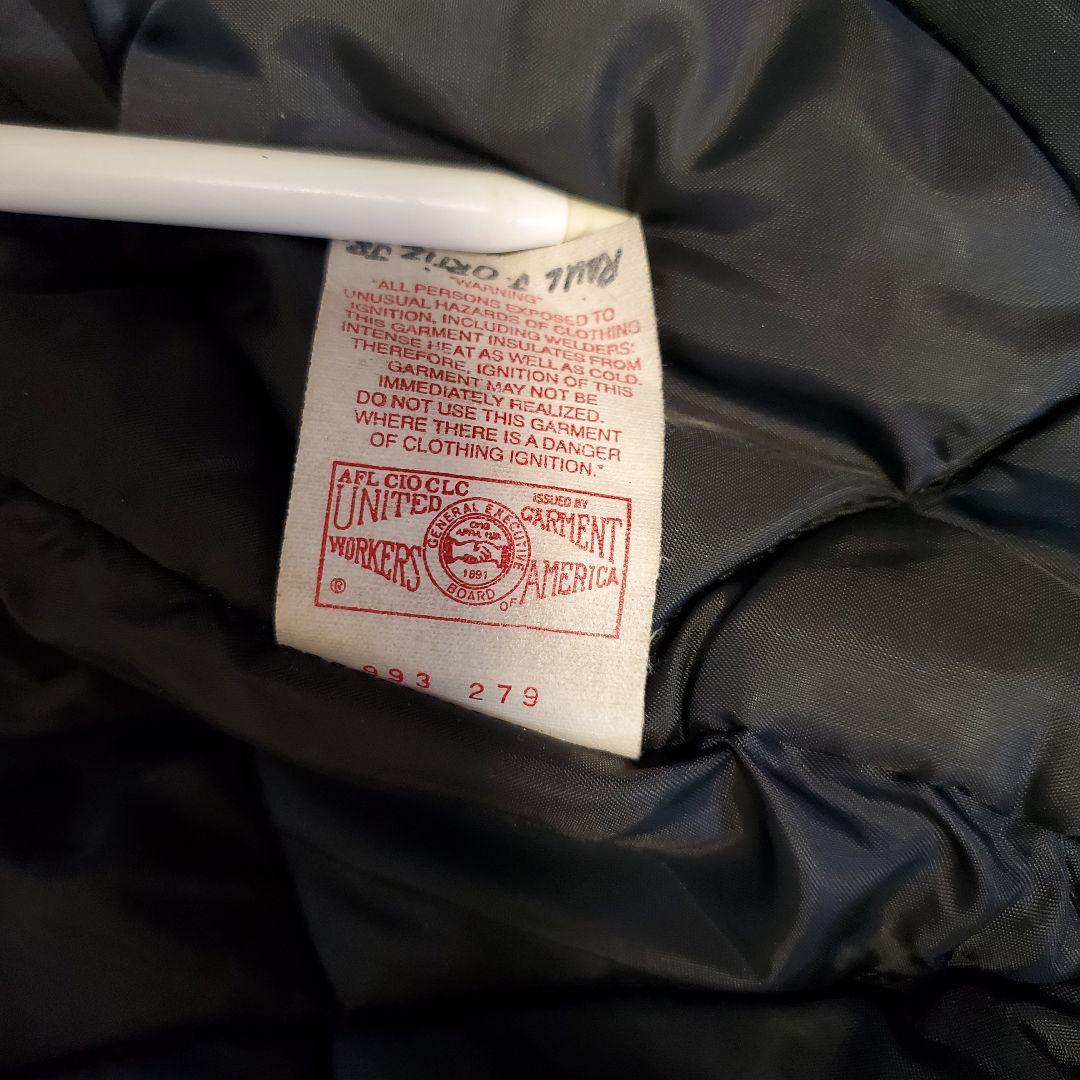 7*9様 Carhartt ダックベスト ブラック XL 腰ゴム