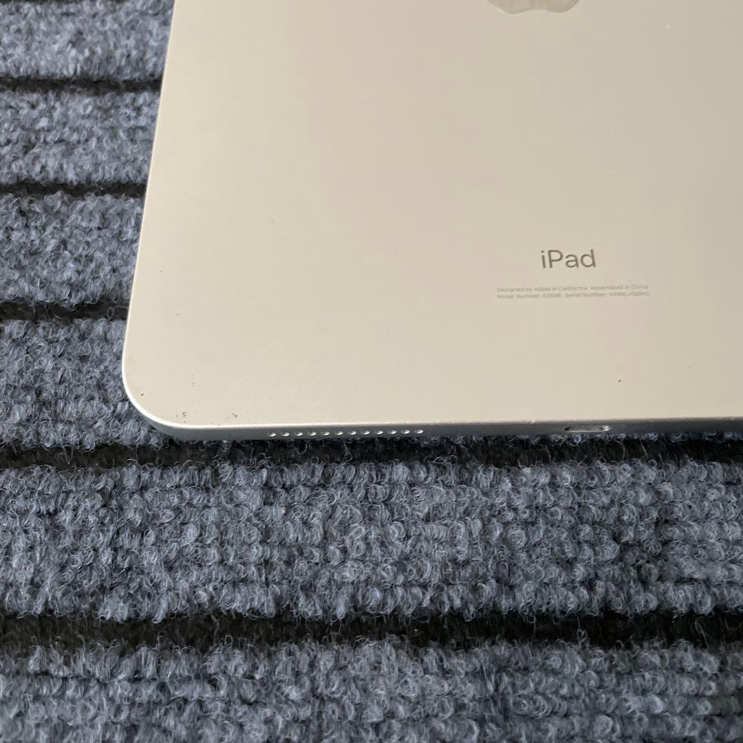 126 iPad 10世代 256GB Wi-Fi シルバー